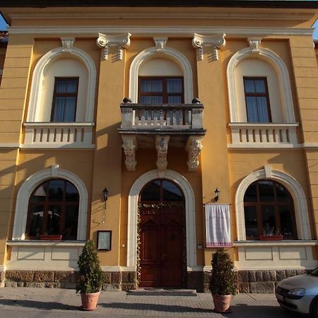 Madi Kuria Hotel المظهر الخارجي الصورة