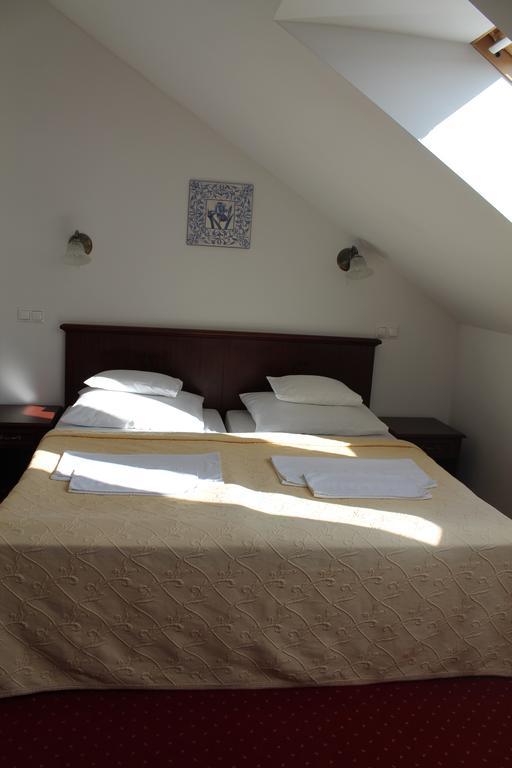 Madi Kuria Hotel الغرفة الصورة